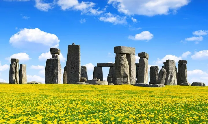 From London: Stonehenge Morning Tour Including Tickets