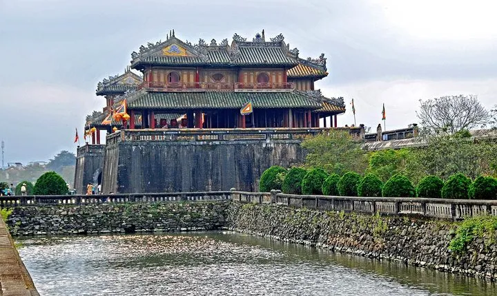 Hue sightseeing package tour