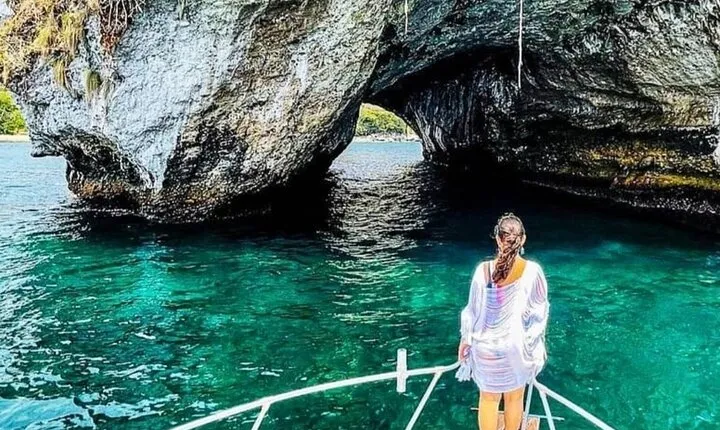 Boat and Snorkel Tour to 5 Islands of Los Arcos