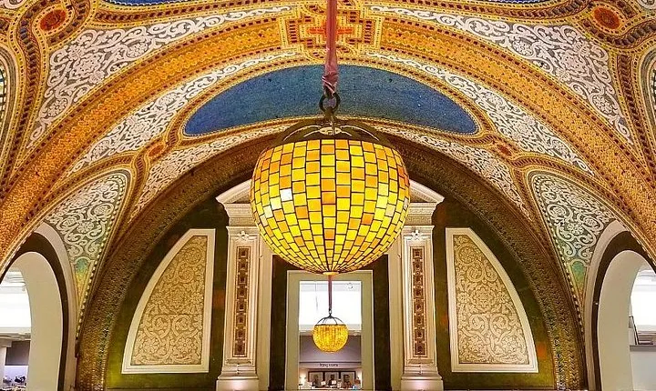 Chicago Christmas Loop Tour