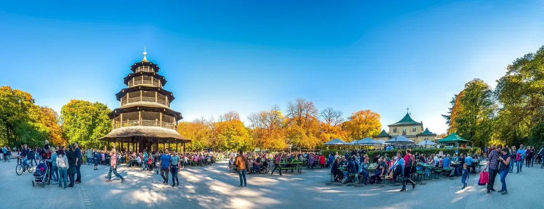Rickshaw tour in the English Garden in Munich