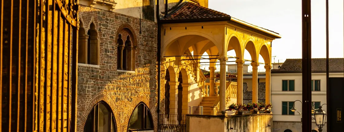 The Walled Town of Monselice Tour from Abano Montegrotto