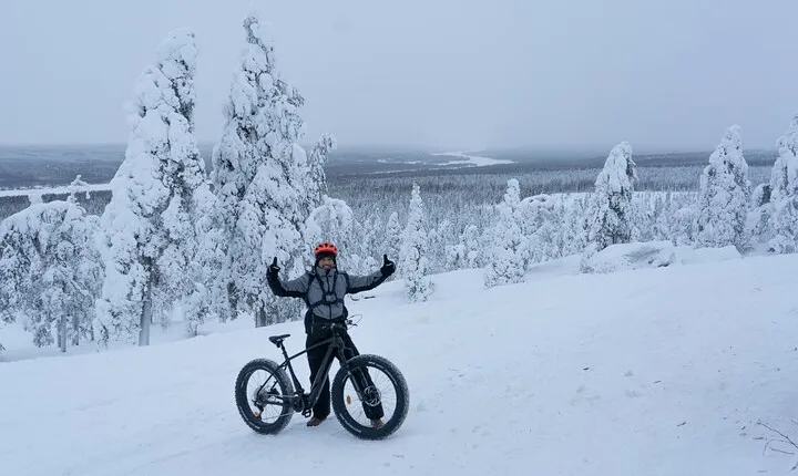 Electric Fatbike Tour in Winter