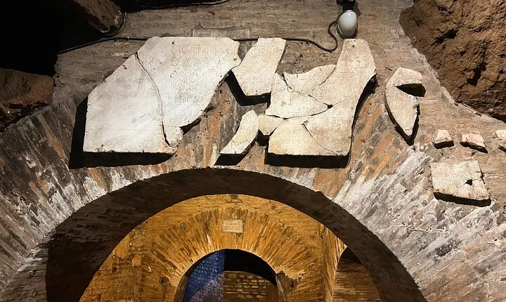 Private Tour of Catacombs in Rome by Golf Cart