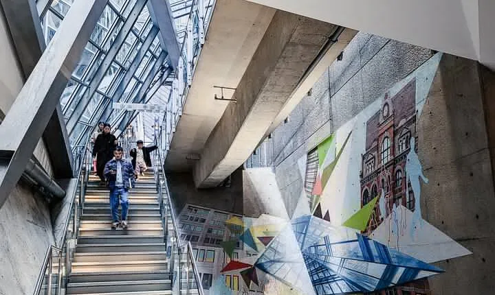 The MTL Detours Montreal Underground City + Downtown Tour 