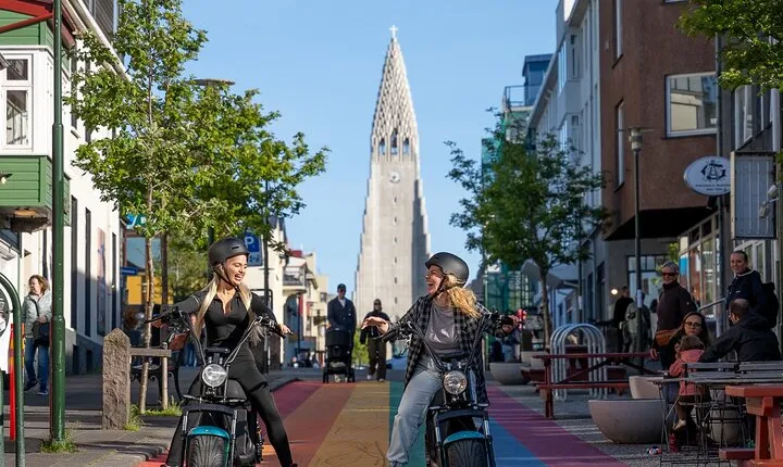 Reykjavík E-Scooter Adventure Small Group City Tour