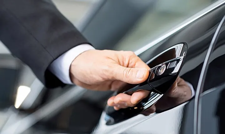 Door-To-Door Private Transfer Civitavecchia Port to Fiumicino FCO Airport