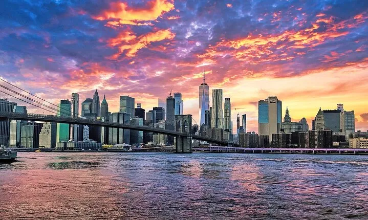 Statue of Liberty Skyline Evening Cruise on River in Manhattan