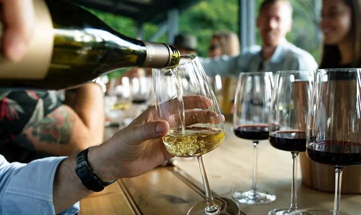 Napa Valley Private Wine Transportation (up to 6 passengers)
