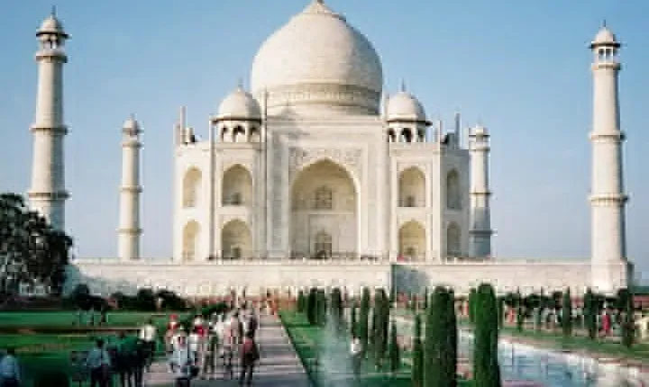 Taj Mahal Tour By Train From Delhi