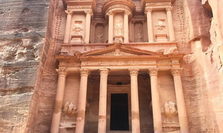 2 Day Tour to Petra and Wadi Rum from Tel Aviv
