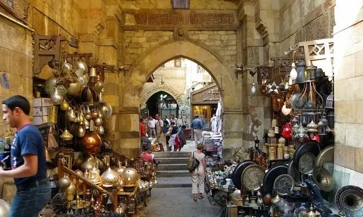amazing Cairo Full Day Tour To the Egyptian Museum, Old Cairo &bazaar