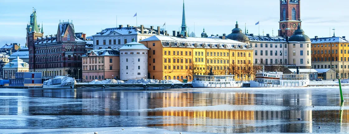 Stockholm winter city kayak tour