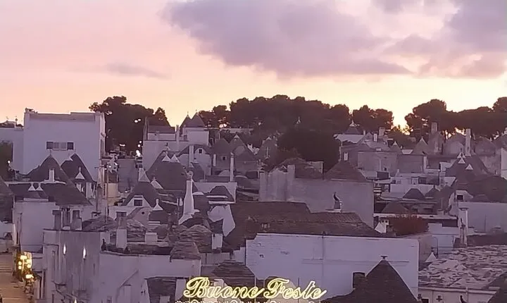 Guided tour of Alberobello
