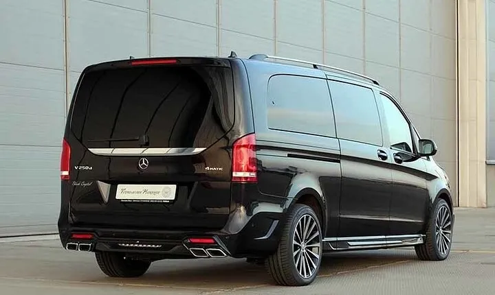Departure Transfer from Paris to Paris CDG Airport by Luxury van