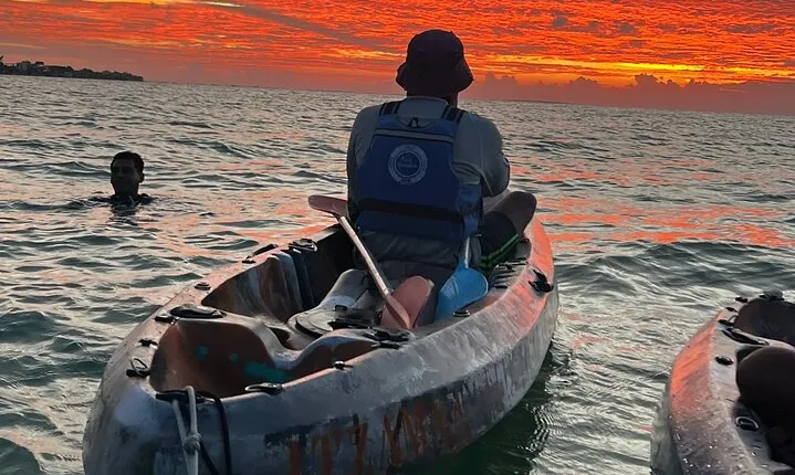 Sunset paddling at Holbox
