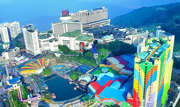 Genting Highland Day Trip & Batu Caves Temple Tour (8Hrs)