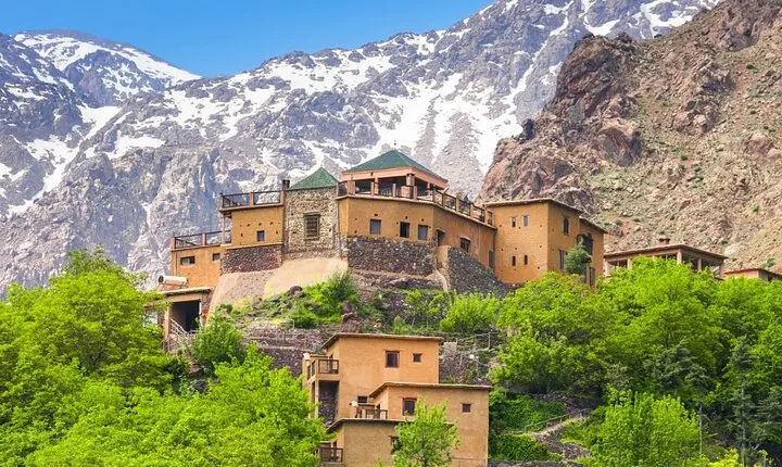 Marrakesh: Atlas Mountains Berber Villages & Waterfalls Tour