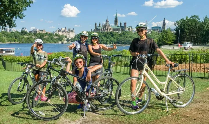 2-Hour Ottawa Express City Bike Tour