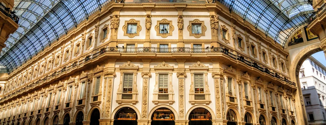Guided walking tour of Milan highlights in a small group