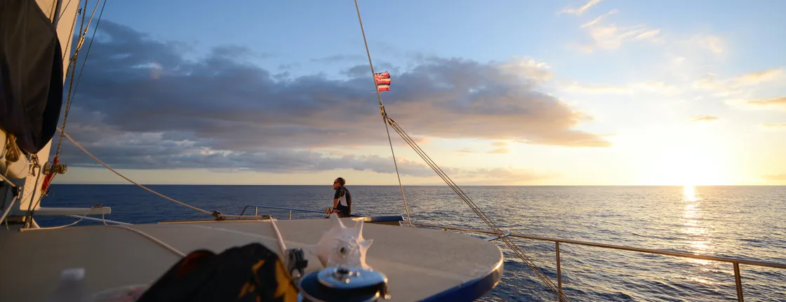 Hawaii catamaran sunset sailing excursion