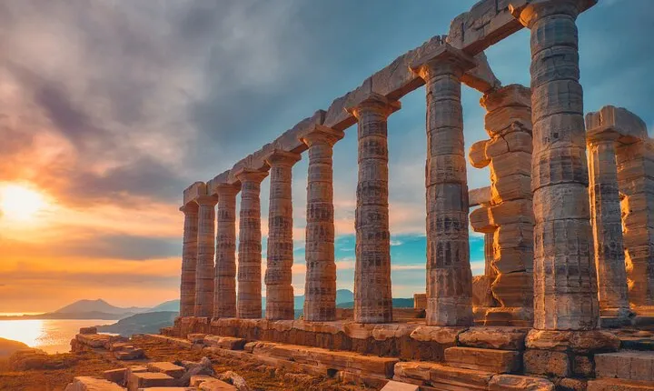 Private Sightseeing Sunset Tour in Sounio with Transfer Included