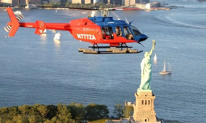 Manhattan Sky Tour: New York Helicopter Flight