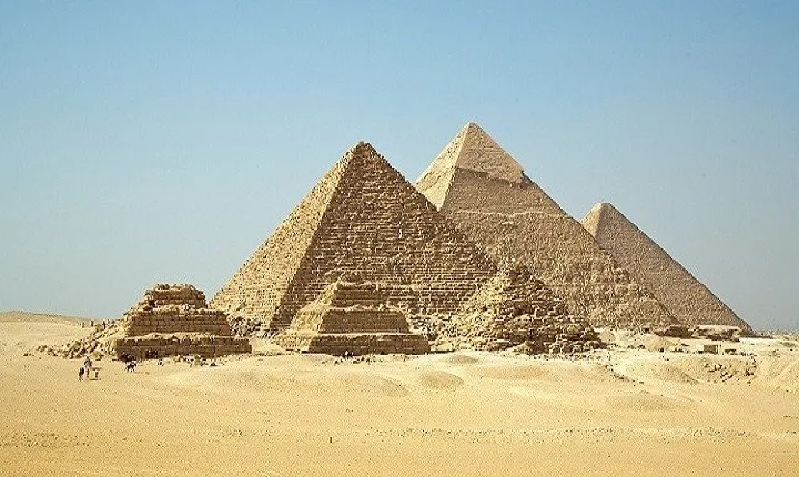 2 Cairo city tour and Giza pyramids trips