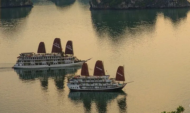 3 Day Halong Bay Voyage