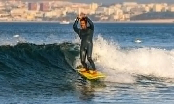 Capifórnia Surf Experience - Lisbon