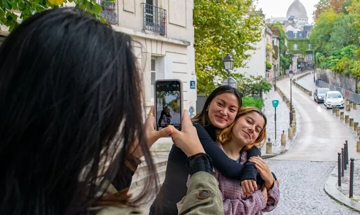 Paris Like a Local: Full-Day Custom Tour with Private Guide