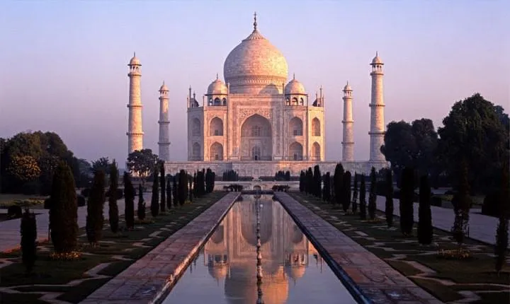 Day Trip to The Taj Mahal at Sunrise, Agra and Jaipur from Delhi