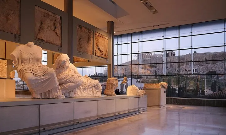 Acropolis & Acropolis Museum (Small Group Morning Walking Tour)