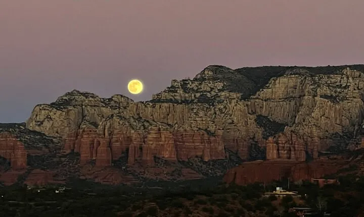 PRIVATE Sedona Jeep Tour at Night 4X4 Majestic Full Moon Tour