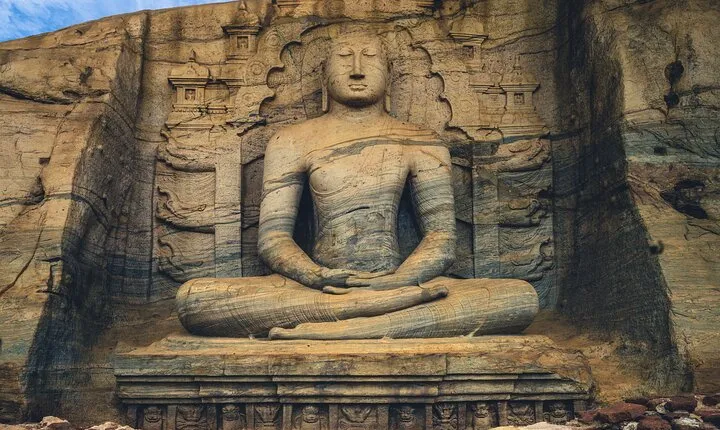 Private Polonnaruwa ancient city Guided tour From Colombo