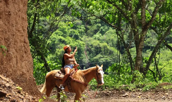 Horseback riding in the mountains of Puerto Vallarta