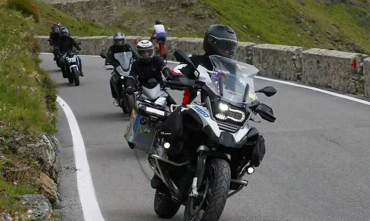 1-day guided motorcycle tour Lake Lecco and Valsassina