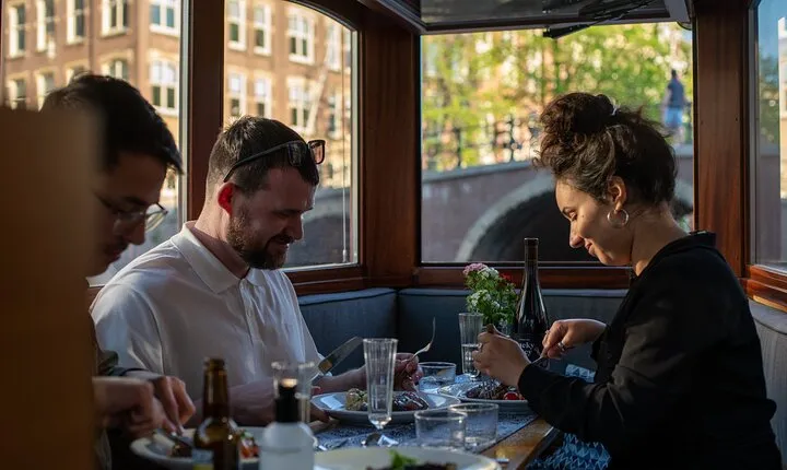 Amsterdam Private Dinner Cruise incl Drinks & 2-course Dinner 2hr