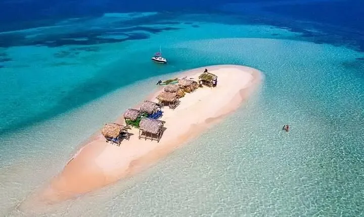 Visit Paradise Island Cayo Arena from Puerto Plata