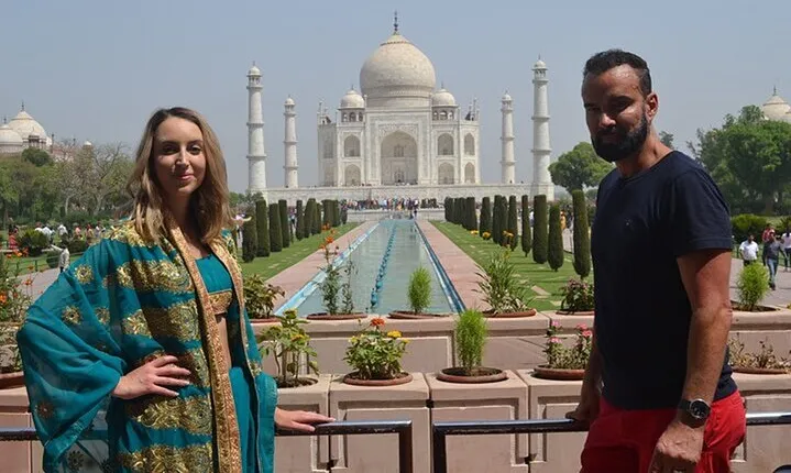 From Delhi: Taj Mahal - Agra Fort & Baby Taj Guided Tour