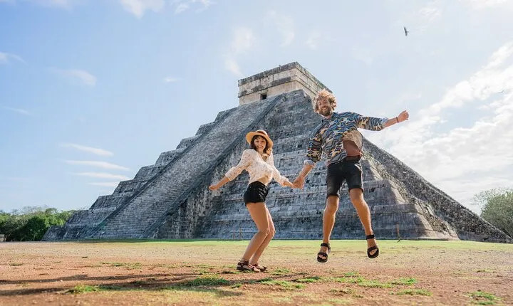 Yucatán Peninsula Explorer: Ruins, Cenotes, and Colonial Towns