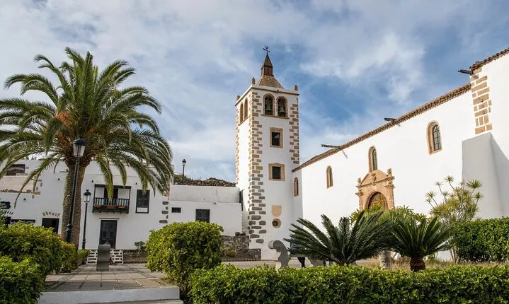 Fuerteventura: The Panoramic Historic Island Tour Max 8 pax!
