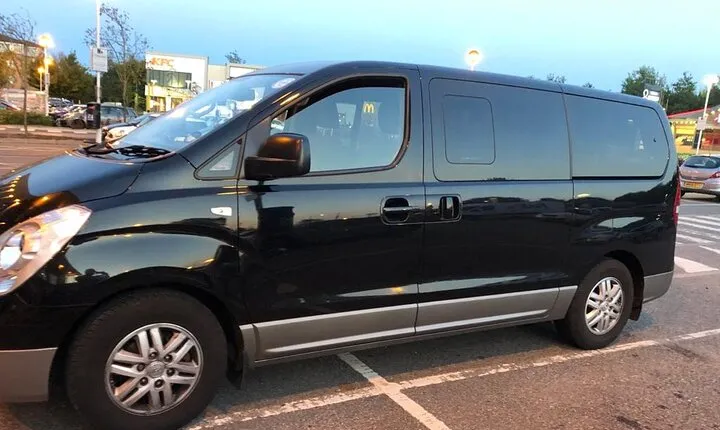 One Way Taxi Transfer from London City Airport to Luton Airport