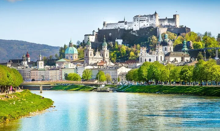 Mozart's Salzburg Exploration Game and Tour