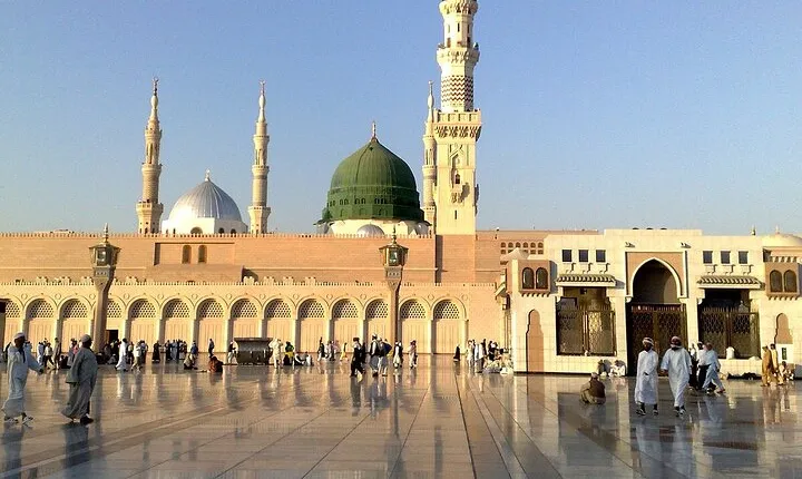 Madinah Holy Places / Ziyarat (Private)