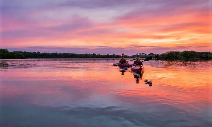 Guided Sunset Coastal Kayaking and Island Hopping in Galway