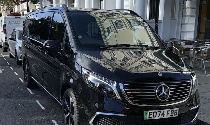 Heathrow Airport to/from London Private Van Transfer