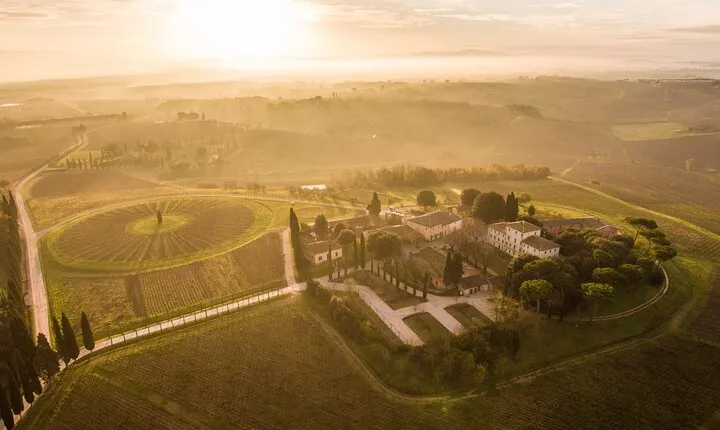 Wine tour in Tuscany in the wineries selected by Wine Spectator