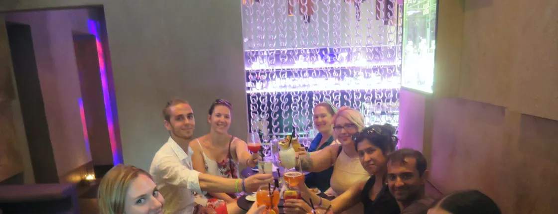 Tour Florence by night with aperitivo