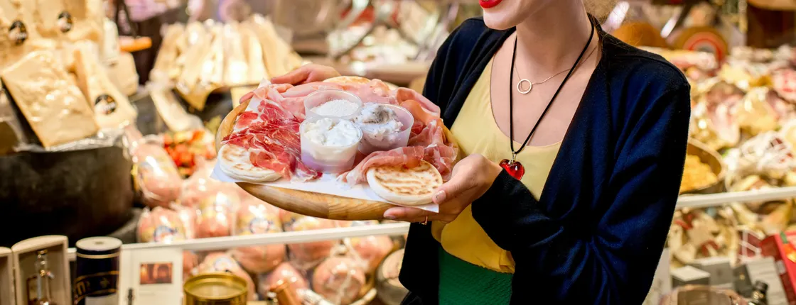 Bologna food tasting box